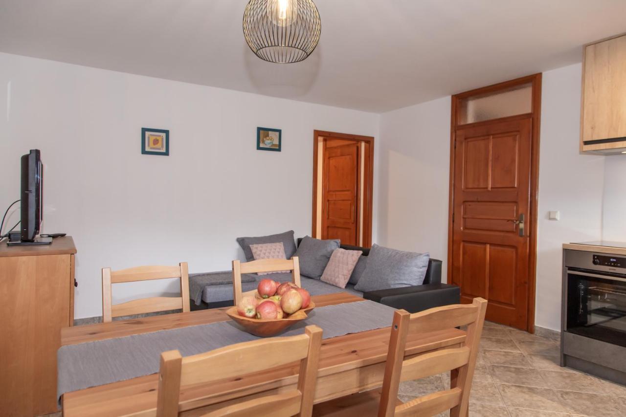 Apartments Rozic Бохінь Екстер'єр фото
