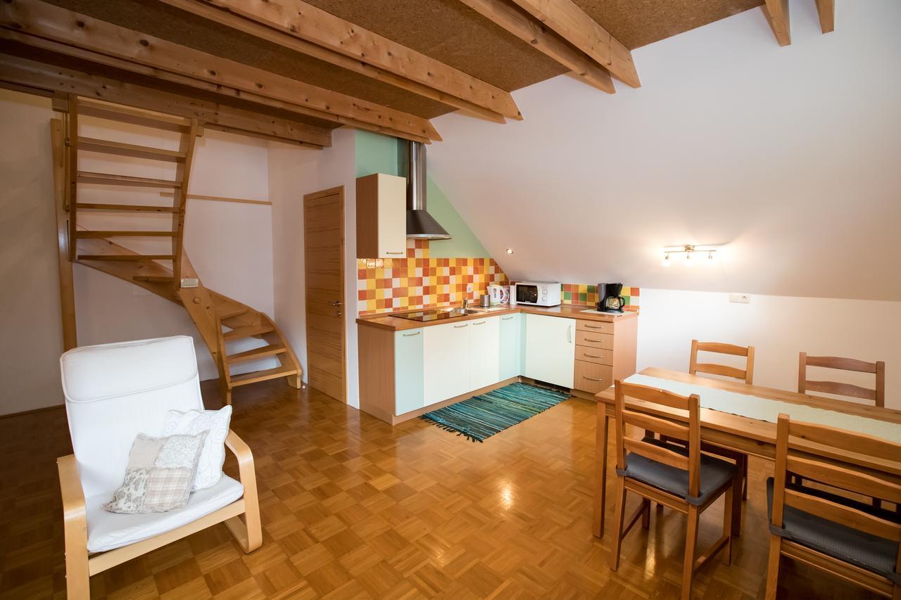 Apartments Rozic Бохінь Екстер'єр фото