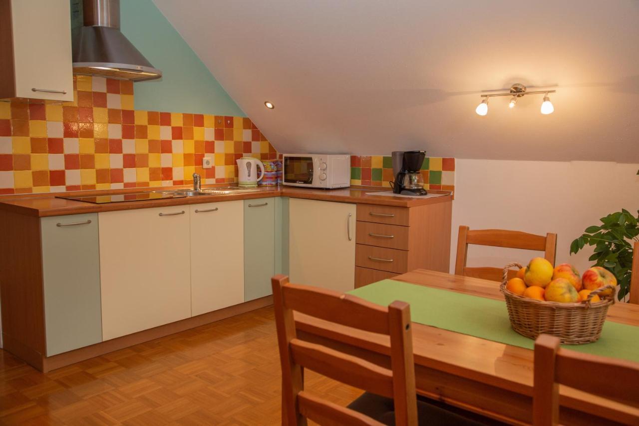 Apartments Rozic Бохінь Екстер'єр фото