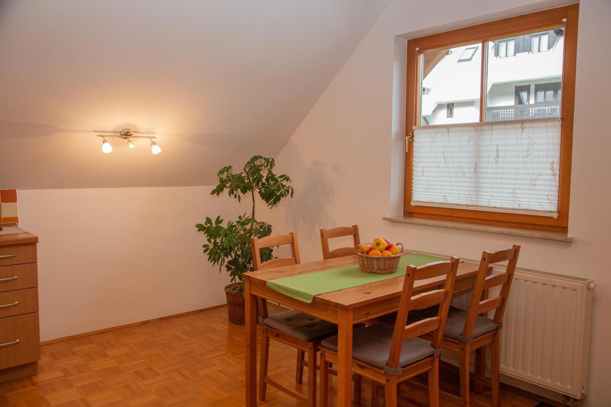 Apartments Rozic Бохінь Екстер'єр фото